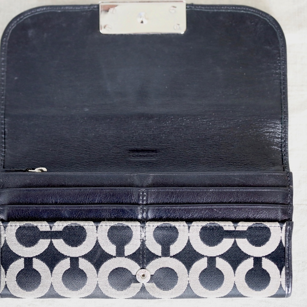 Coach Wallet in very good condition - Picture 4 of 8